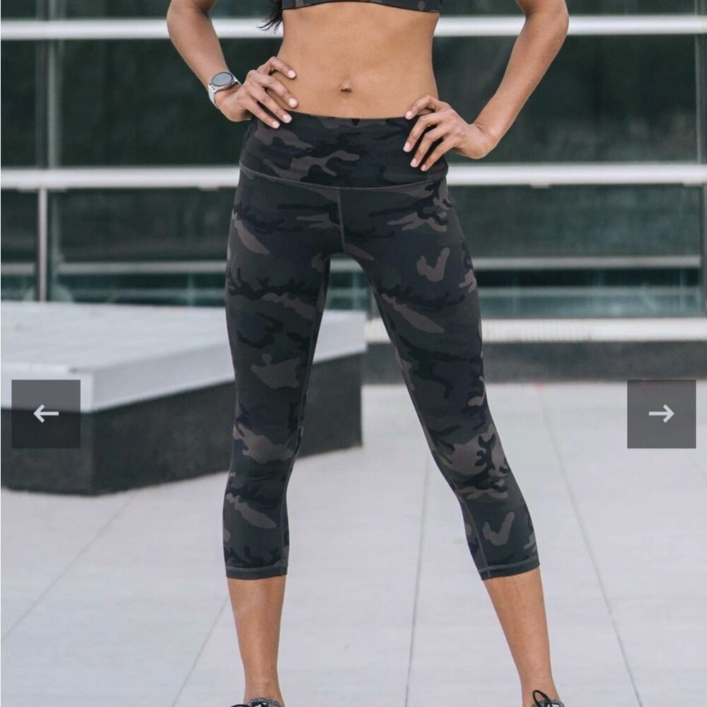 COMING SOON!!! Cute Cropped Black & Gray Camo Tights - Picture 1 of 1